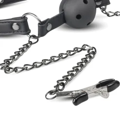 Easytoys Fetish - Bâillon à boule ouvert avec pinces à tétons