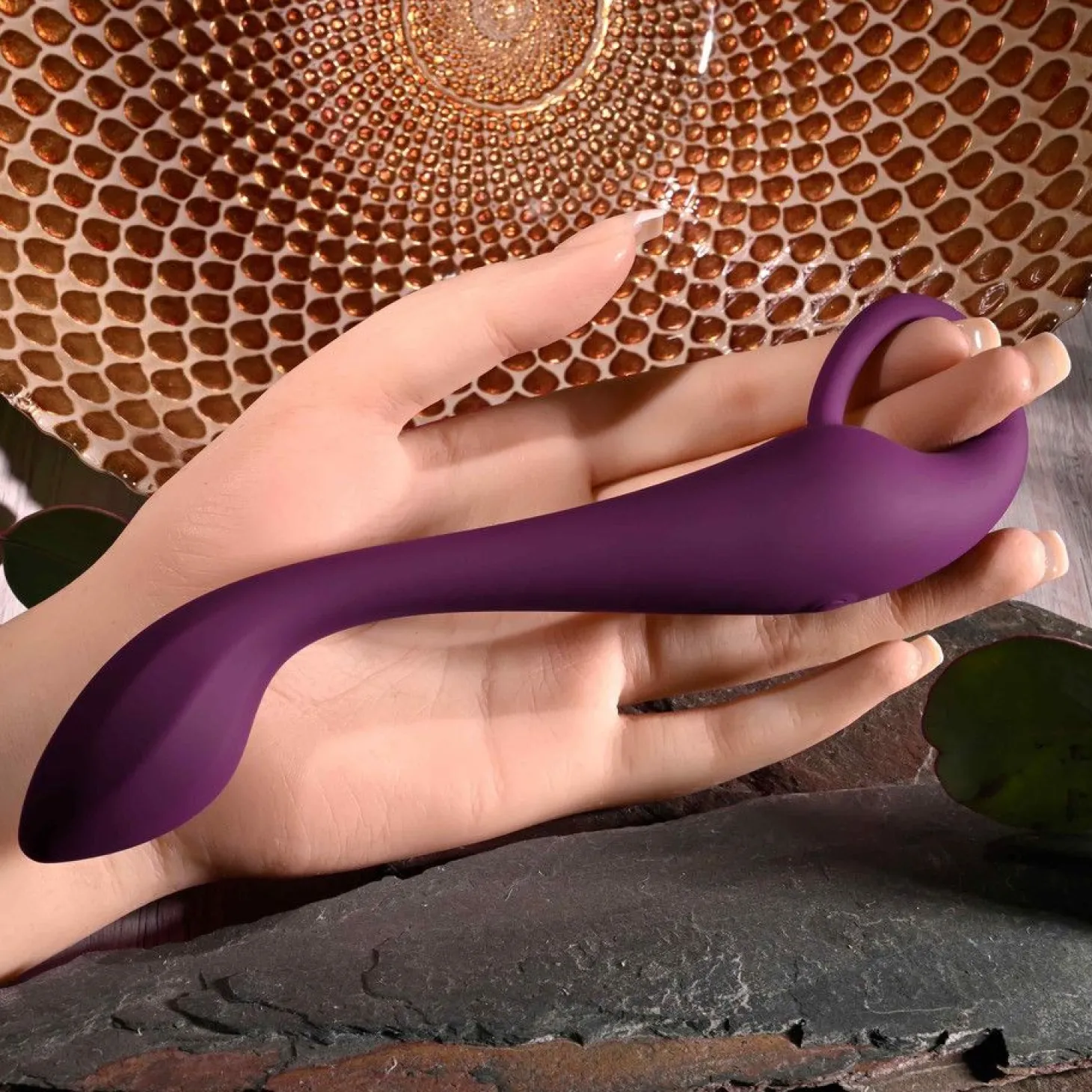 Evolved - Lochness Vibromasseur Point G - 19 cm