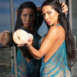 Fleshlight Girls - Madison Ivy Beyond