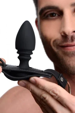 Harnais avec anneau pénien et plug anal