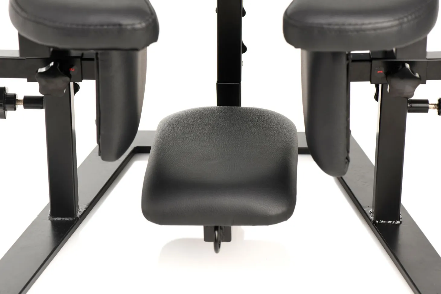 Master Series - Pleasure Throne Oral Sex Chair