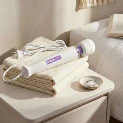 MyMagicWand - Masseur vibrant et stimulateur clitoridien - Violet