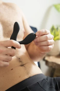 Vector+ Vibromasseur prostatique connecté à une application et avec télécommande - Noir