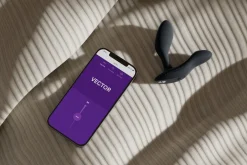 Vector+ Vibromasseur prostatique connecté à une application et avec télécommande - Noir