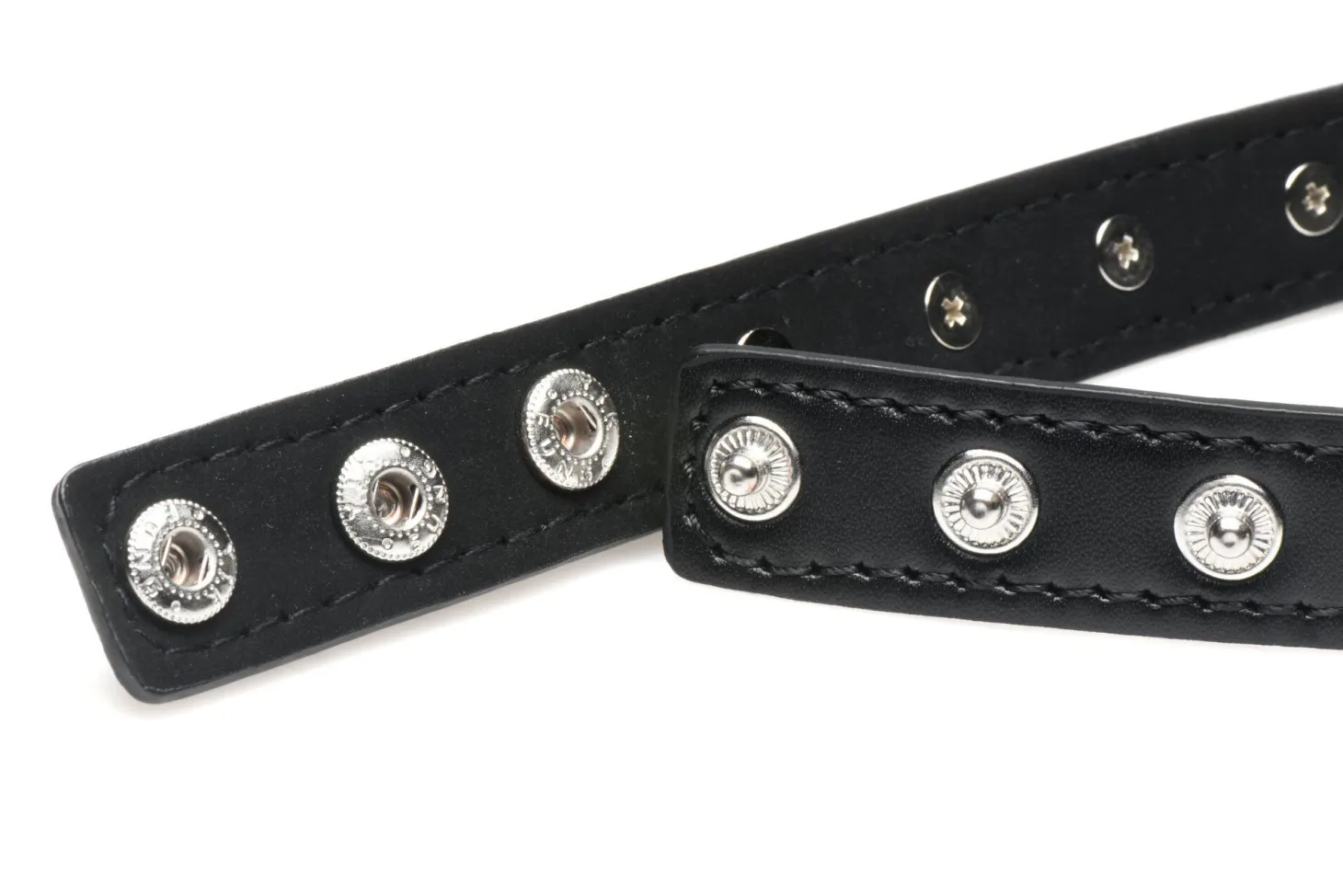 XR Brands - Collier Cœur Piquants - Noir