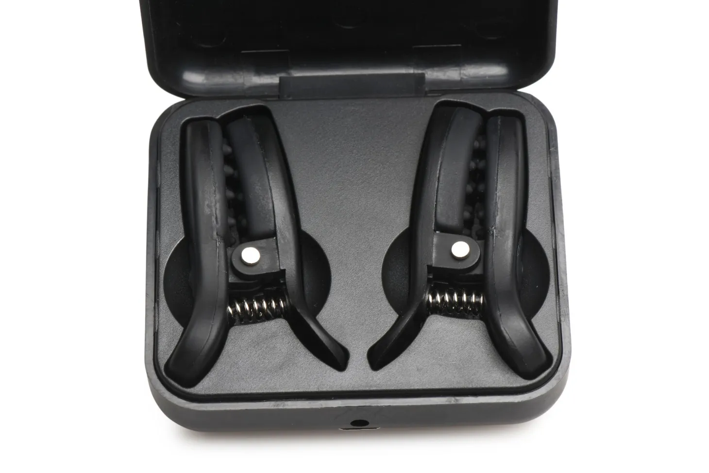 XR Brands - Dark Grip Pinces à Tétons Vibrantes - Noir